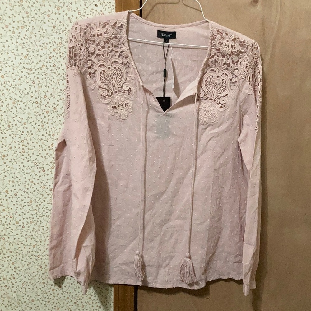 Large Rose colored Tolani long sleeve blouse